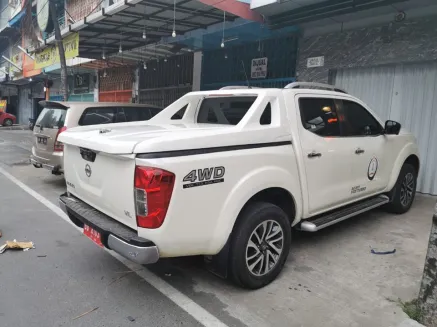 Nissan Navara PENUTUP BAK SPORTLID AEROKLAS NISSAN NAVARA TAS4X4 2 penutup_bak_sportlid_aeroklas_nissan_navara_tas4x4_2