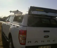 Ford Ranger 2011+ PENUTUP BAK BELAKANG CANOPY FORD RANGER T6