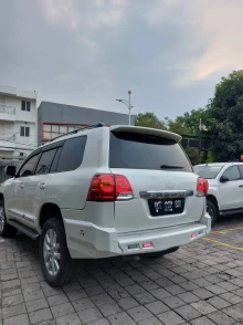 Landcruiser Vx 200 REAR BAR FOREST TOYOTA LANDCRUISER VX200 2 rearbar_forest_lc200