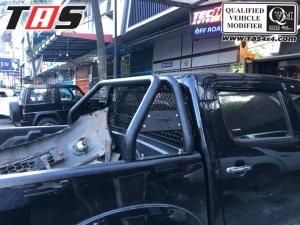 Hillux Vigo 2011+ ROLLBAR FOREST HILUX TAS4X4 2 rollbar_hilux2