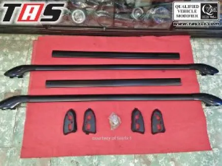 Landcruiser Vx 200 ROOF RAIL LANDCRUISER VX200 3 roof_rail_landcruiser_vx200_tas4x4_2