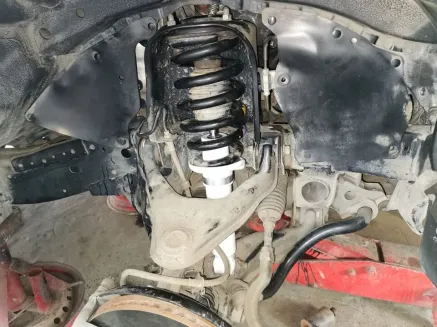 Pajero Sport All New SHOCK DEPAN BELAKANG IRONMAN ALL NEW MITSUBISHI PAJERO SPORT TAS4X4 3 shock_depan_belakang_ironman_all_new_mitsubishi_pajero_sport_tas4x4_2