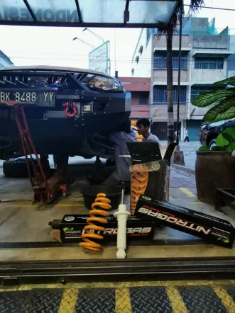 Triton 2015+ SHOCK DEPAN DAN PER DEPAN IRONMAN TAS4X4 2 shock_depan_dan_per_depan_ironman_tas4x4_2