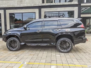 Hillux Revo 2015+ SIDE STEP WILDFOREST 1 side