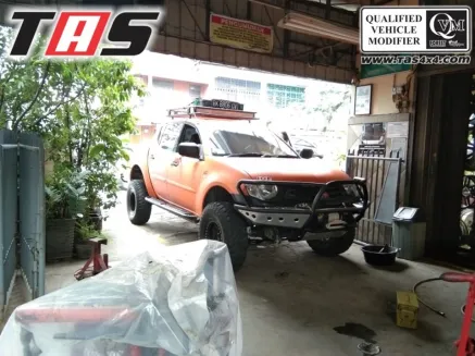 Strada Triton 2007+ SUSPENSI SHOCK DEPAN BELAKANG DAN PER DEPAN IRONMAN STRADA TRITON TAS4X4 4 strda_suspensi