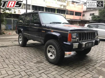 Jeep Cherokee XJ/ZI/ZG/WJ/WG SUSPENSI LIFT 2,5 INCH IRONMAN JEEP CHEROKEE 6 suspensi_lift_25_inch_ironman_jeep_cherokee_6