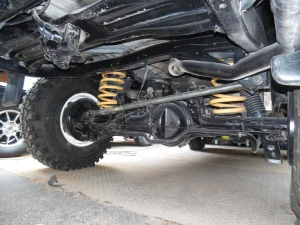 Landcruiser Vx 200 SUSPENSI LIFT 2,5 INCH IRONMAN LANDCRUISER VX200 7 suspensi_lift_25_inch_ironman_landcruiser_vx200_5