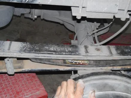 Nissan Navara SUSPENSI LIFT 2,5 INCH IRONMAN NISSAN NAVARA 6 suspensi_lift_25_inch_nissan_navara_9