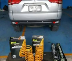Pajero sport 2009 on Suspensi Shock depan Shock Belakang  Per depan Per Belakang Mitsubishi Pajero 