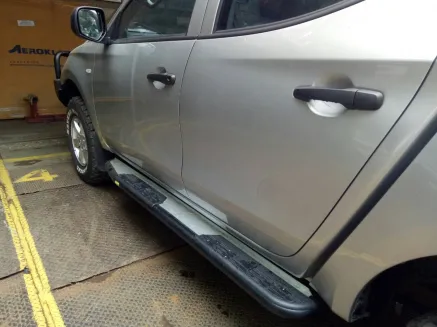 Triton 2015+ TANGGA SAMPING MITSUBISHI ALL NEW TRITON ABS FOREST 7 tangga_samping_mitsubishi_all_new_triton_abs_forest_9