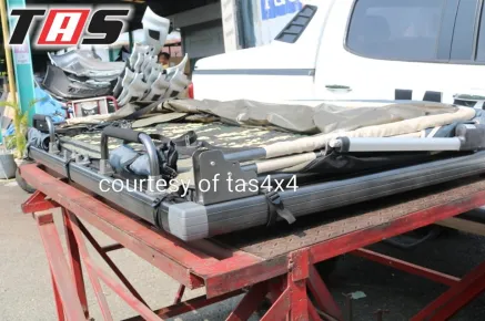 Aksesoris Offroad ROOFTENT OPEN IN ONE SIDE MANUALLY TAS4X4 1 tent_1