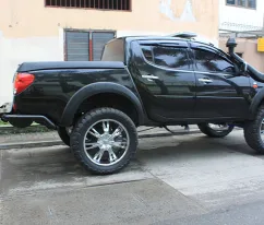 Strada Triton 2007+ OVERFENDER STRADA TRITON