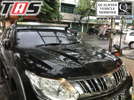 Triton 2015+ TUTUP KAP MESIN MOBIL MTISUBISHI TRITON 4 tutup_kap_mesin_black_mobil_mitsubishi_triton_tas4x4_4