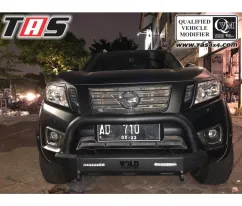 Navara Np300 U BAR WILD FOREST NISSAN NAVARA NP300 TAS4X4
