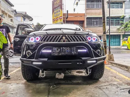 Pajero sport 2009 on U BAR WILD FOREST PAJERO SPORT LAMA TAS4X4 2 u_bar_wild_forest_pajero_sport_lama_tas4x4_1