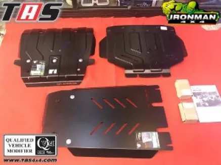 Landcruiser Vx 200 UNDERBODY PROTECTION PLATES LANDCRUISER VX200 2 underbody_protection_plate_ironman_landcruiser_vx200_tas4x4