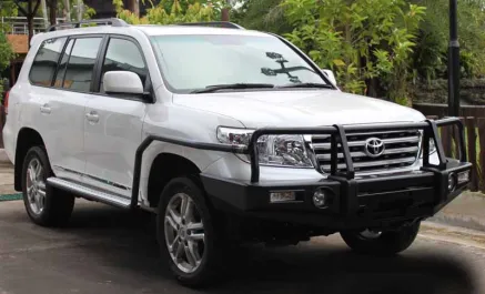 Landcruiser Vx 200 BUMPER DEPAN LANDCRUISER VX 2O0 1 vx_200_ngo